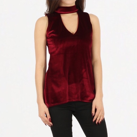 Missi London Tops - Sexy Burgundy Red Velvet Choker Chest Cutout Top